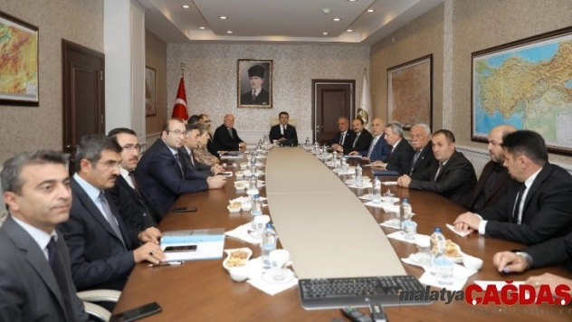 Şehrin paydaşları, il göç kurulu toplantısında bir araya geldi