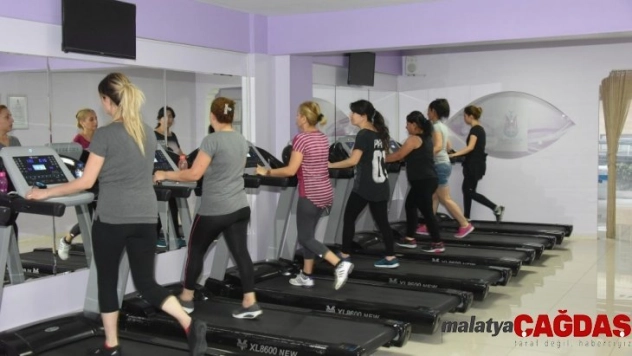 Şehzadeler Kadın Spor Merkezi'nde kış sezonu kayıtları başladı