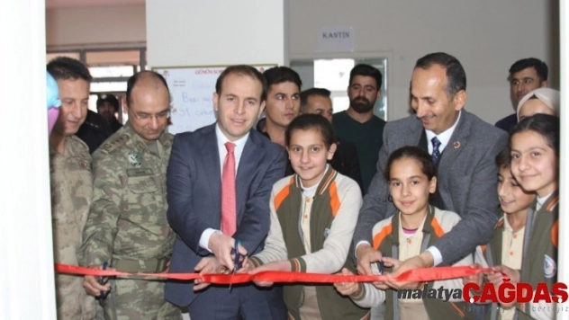 Şemdinli'de 'Görsel Sanatlar ve Müzik Sınıfı' açıldı