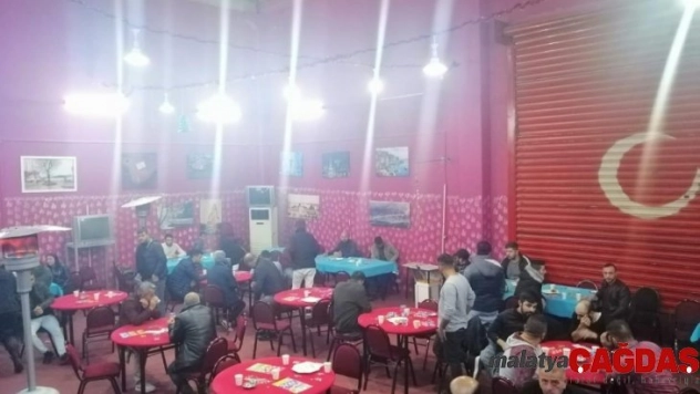 Sendikanın ardından bir kumar baskını da çay ocağına: 67 kişi daha yakalandı