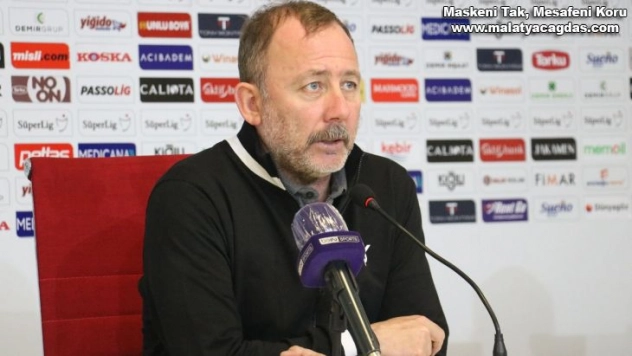 Sergen Yalçın: 'Şampiyonluğun en büyük adayı hala Beşiktaştır'