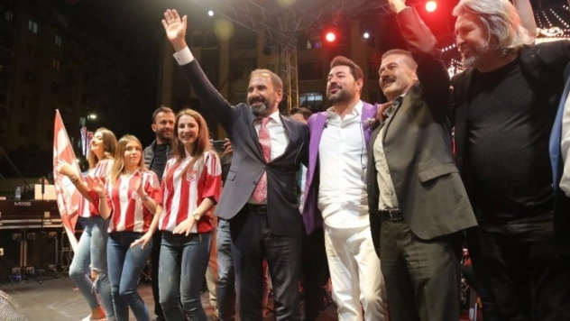 Serkan Kaya'dan Sivasspor'a marş