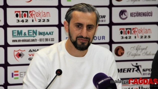 Serkan Özbalta: 'Çok yakın mesafeden kaçırdığımız 5-6 net pozisyonumuz var'