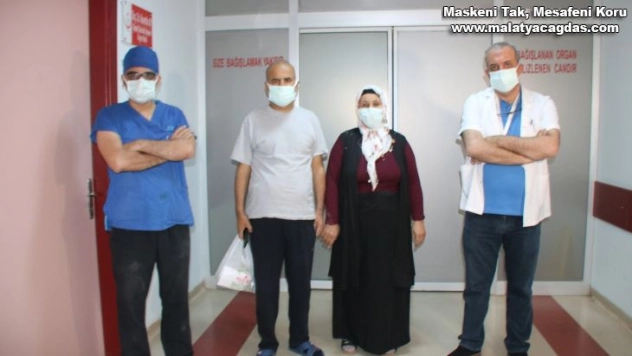 Sevdikleri için böbreklerini 'Takas' ettiler