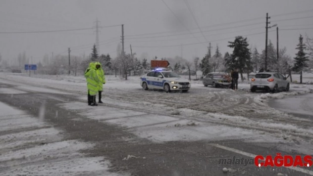 Seydişehir-Antalya karayolunda zincirsiz araçların geçişine izin verilmiyor