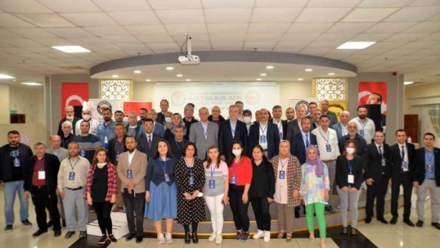 Sezer: 'Tüm eğitim çalışanlarının derdi derdimizdir'