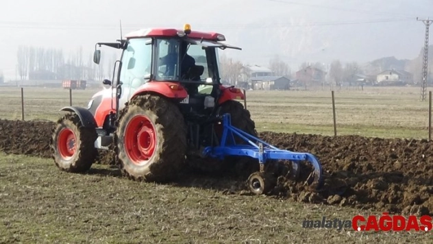Sıcak hava çiftçileri sevindirdi