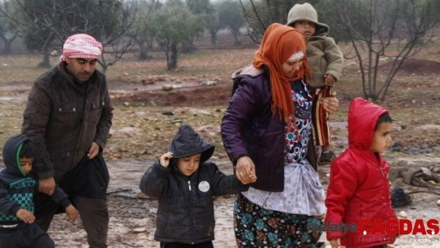 Sığınmacılar, güvenli yer bulmak için sürekli göçüyor