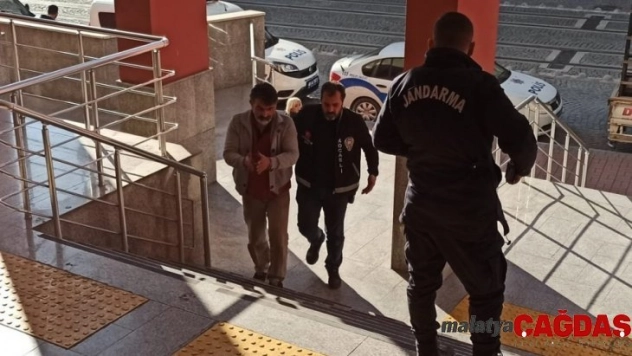 Silahlı yağma suçundan 10 yıl hapis cezası alan şahıs polis ekiplerince yakalandı