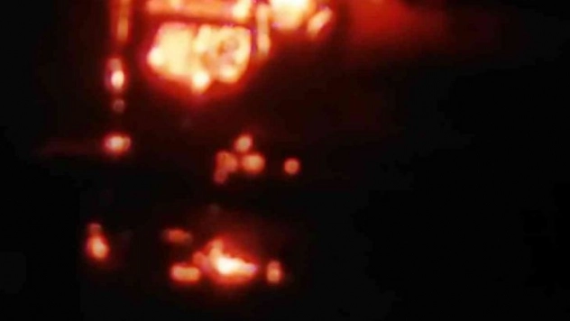 Silvan'da kimliği belirsiz kişi veya kişiler iş makinesi yaktı