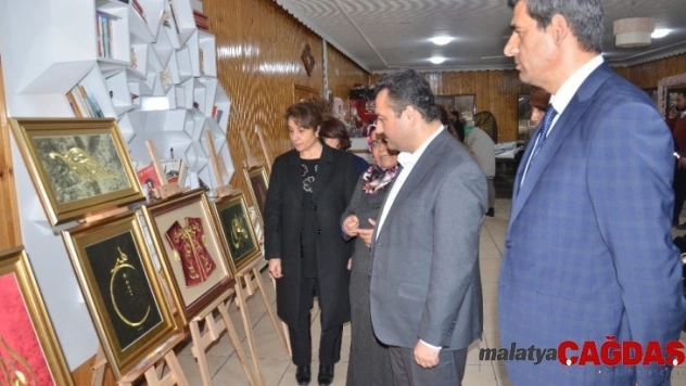 Sim sırma ürünleri görücüye çıktı