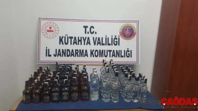 Simav'da kaçak içki operasyonu