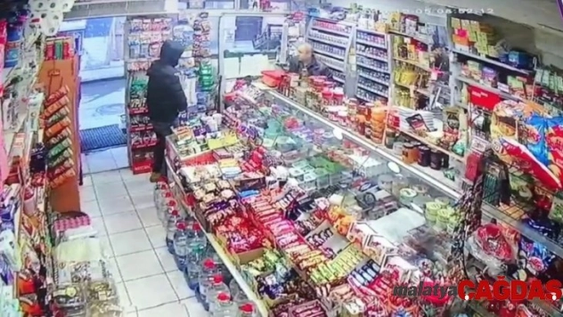 Şişli'de yabancı uyruklu şahıs bacağından bıçaklandı