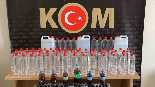 Sivas'ta kaçak alkol operasyonu