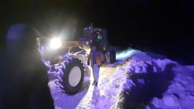 Sivas'ta kar esareti: Hastaya 4 saatte ulaşıldı