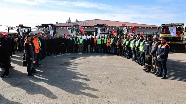 Ekipler yağışı beklemeye başladı