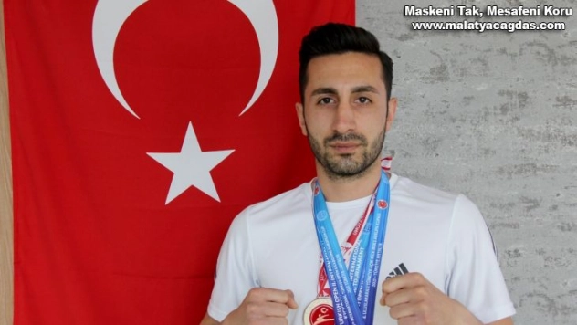 Sivaslı sporcu gözünü milli takıma dikti