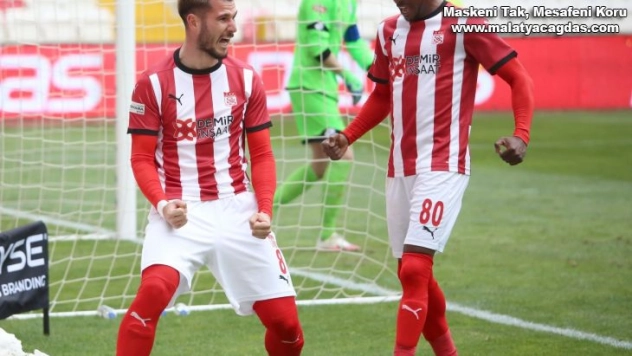 Sivasspor 11 maçtır yenilmiyor