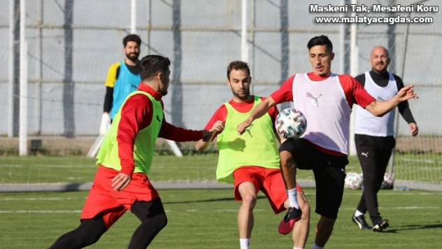 Sivasspor, Başakşehir maçı hazırlıklarına başladı