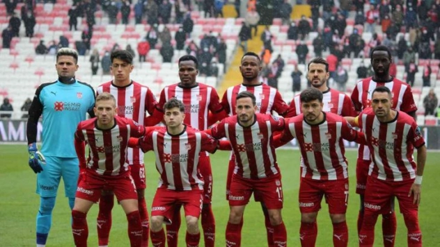 Sivasspor'da Göztepe maçı öncesi 8 eksik bulunuyor