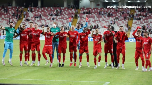 Sivasspor'da maç sonu büyük sevinç