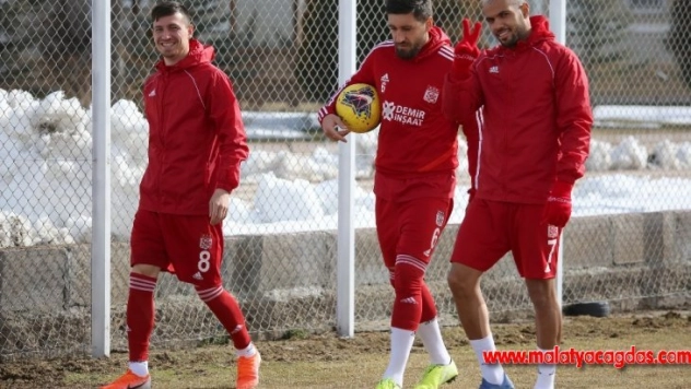 Sivasspor'da neşeli antrenman