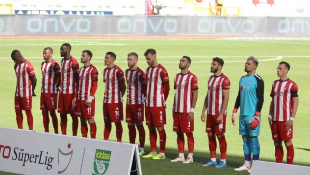 Sivasspor'da zorlu Başakşehir maçı öncesi 5 eksik!