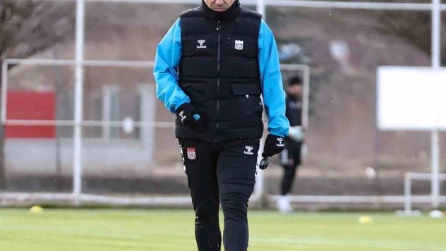 Sivasspor'dan Mehmet Altıparmak için açıklama