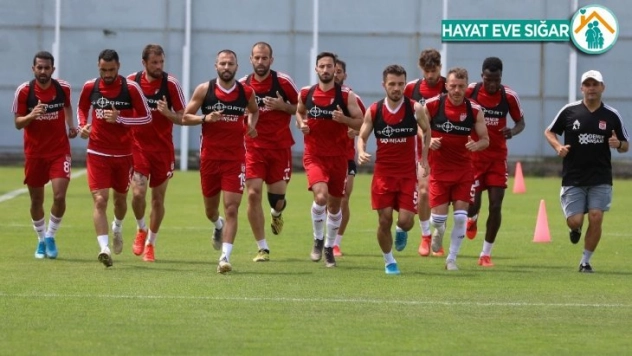 Sivasspor, Denizlispor hazırlıklarını sürdürüyor