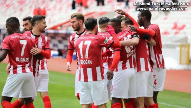 Sivasspor düşme hattından çıktı, Avrupa potasına girdi