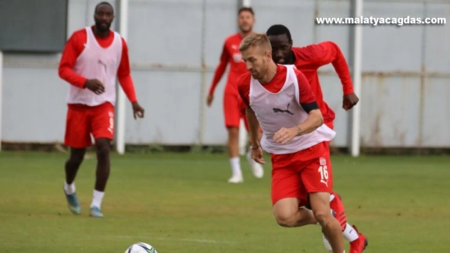 Sivasspor, Fenerbahçe maçının taktiğini çalıştı
