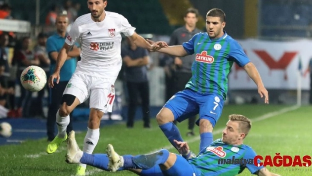 Sivasspor ile Çaykur Rizespor 16. randevuda