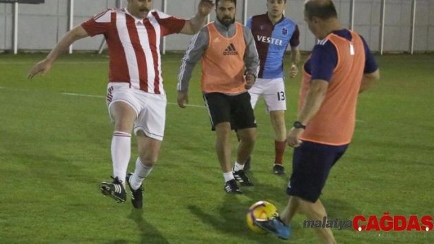 Sivasspor ile il protokolü dostluk maçı yaptı