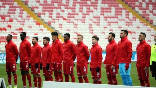 Sivasspor ligdeki 9. beraberliğini aldı