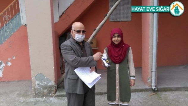 Yarışmada dereceye girenlere ödülleri verildi