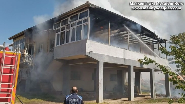 Sobanın üzerinde unutulan süt yangına neden oldu