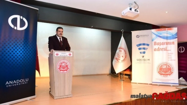 SODİGEM sosyal medya ve dijital güvenlik eğitimlerine devam ediyor