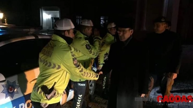 Söke Kaymakamı Kurtbeyoğlu Yeni Yılı Sahada Karşıladı