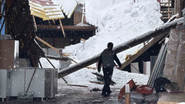 Son yılların en yoğun kar yağışı, hayatı olumsuz etkiledi