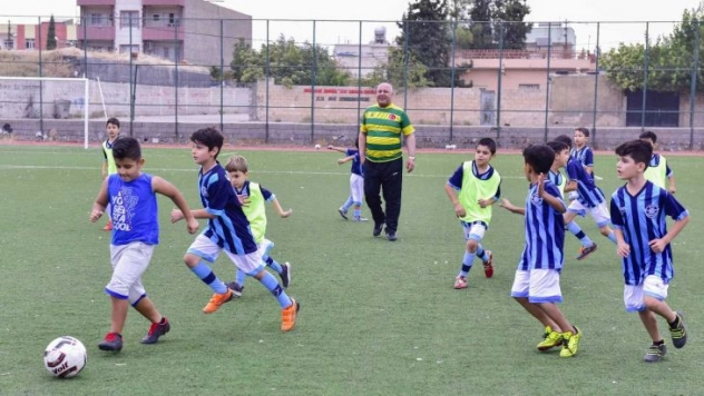 Soylu'dan minik sporculara tam destek