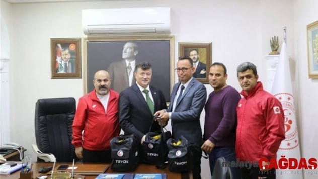 Spor Müsabakaları Sağlıkçılar Derneği'nden Fillikçioğlu'na ziyaret