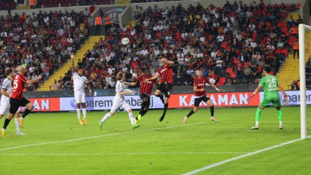 Spor Toto Süper Lig: Gaziantep FK: 1 - Adana Demirspor: 1 (Maç sonucu)