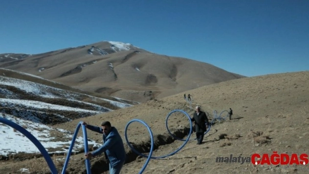 Su sevincini dengbejlerle kutladılar