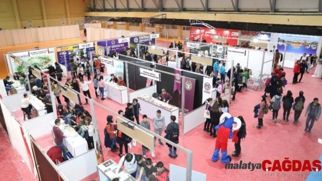 SUBÜ üniversite tercih günlerine ev sahipliği yaptı