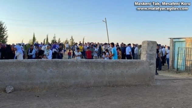 Sulama kavgasında ölen baba ve 2 oğlu yan yana defnedildi