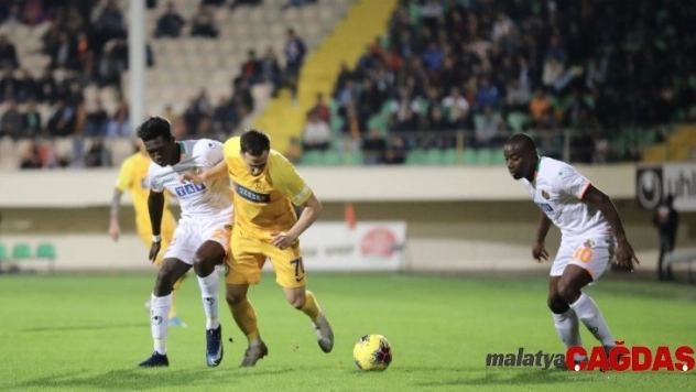 Süper Lig: A. Alanyaspor: 5 - MKE Ankaragücü: 0 (Maç sonucu)