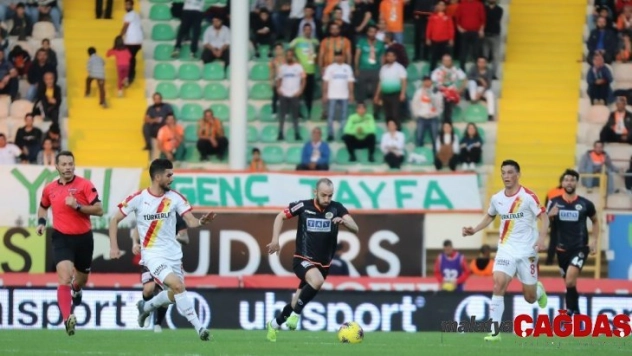 Süper Lig: Alanyaspor: 0 - Göztepe: 1 (Maç sonucu)
