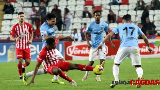 Süper Lig: Antalyaspor: 1 - Gaziantep FK: 1 (Maç sonucu)