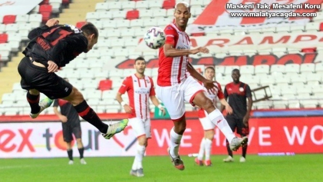 FT Antalyaspor 3 Fatih Karagümrük 1