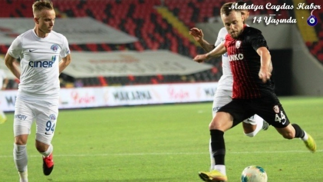 Gaziantep FK: 2 Kasımpaşa: 2